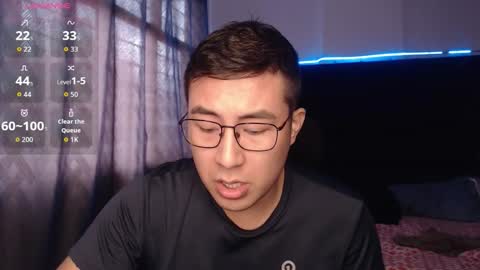 andrewmhilton_ online show from December 5, 9:00 pm