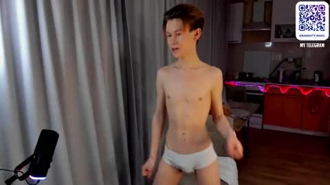 Snapshot of andrewwcarter2 chatting on February 15, 6:23 pm Andrew online show from February 15, 6:23 pm