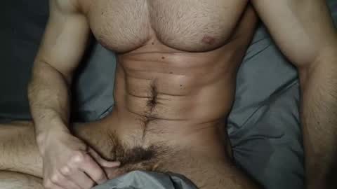 Snapshot of andreyhunk chatting on April 27, 9:40 am andreyhunk online show from April 27, 9:40 am