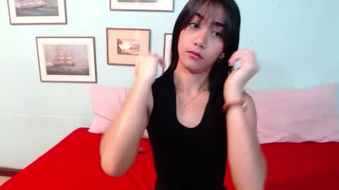 Snapshot of andreynajimenez chatting on December 3, 12:14 pm Andreyna online show from December 3, 12:14 pm