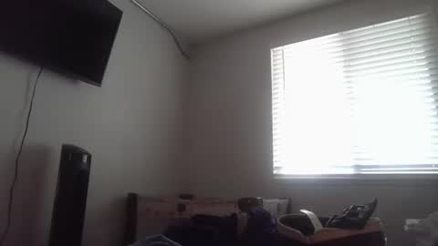 Snapshot of andrich444 chatting on December 18, 5:00 pm Sexy Newbie Couple online show from December 18, 5:00 pm