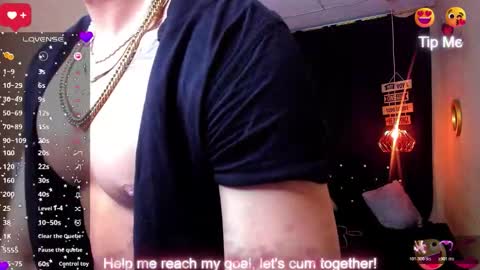 Snapshot of andrius_24 chatting on December 5, 3:48 am online show from December 5, 3:48 am