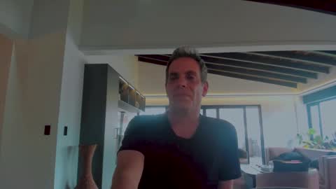 Andrew online show from March 5, 8:53 pm