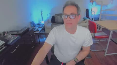 Andrew online show from September 9, 10:42 pm