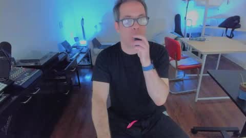 Andrew online show from September 20, 2:40 pm