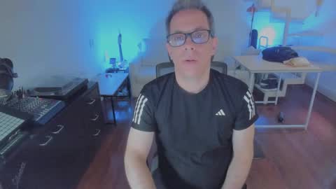 Andrew online show from November 28, 7:38 pm