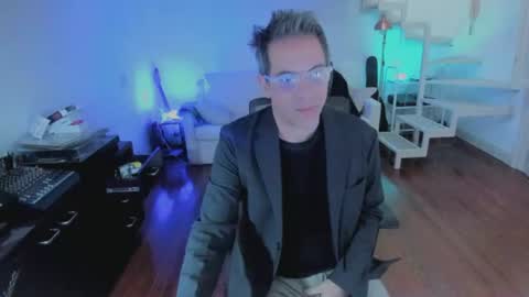 Andrew online show from June 28, 4:51 am