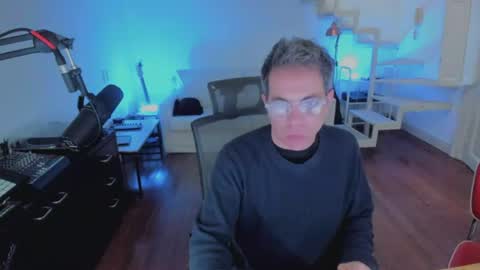 Andrew online show from July 30, 7:57 pm