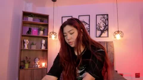 Snapshot of andy_and_emma chatting on February 12, 3:27 pm andy_and_emma online show from February 12, 3:27 pm