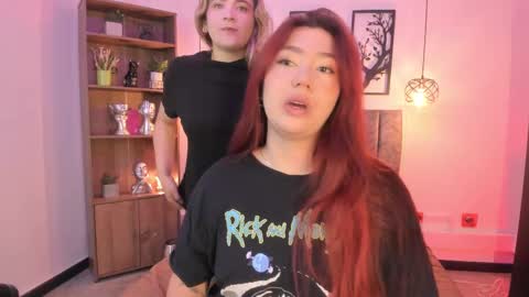 Snapshot of andy_and_emma chatting on February 23, 12:48 pm andy_and_emma online show from February 23, 12:48 pm