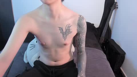 Snapshot of andy_bankai chatting on May 28, 12:08 am twx Andy twink3 online show from May 28, 12:08 am