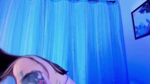 Snapshot of andy_bluee chatting on February 12, 7:34 am Andy bluee online show from February 12, 7:34 am