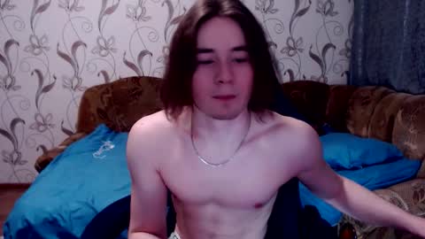 Snapshot of andy_booy chatting on December 17, 9:54 pm Andy online show from December 17, 9:54 pm