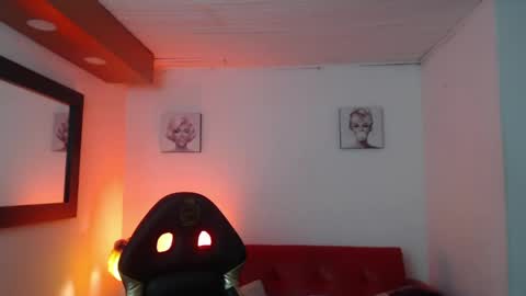 andy_eagleton_20 online show from May 31, 7:37 pm