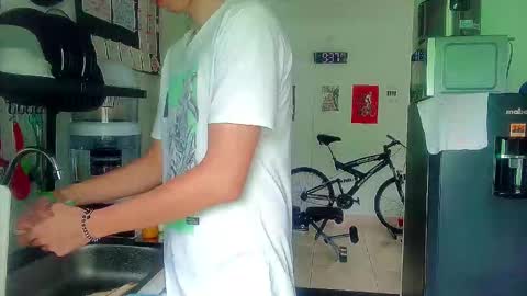 Snapshot of andy_gray01 chatting on November 13, 2:38 pm Andy Gray online show from November 13, 2:38 pm