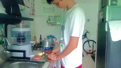 Snapshot of andy_gray01 chatting on November 18, 11:14 am Andy Gray online show from November 18, 11:14 am