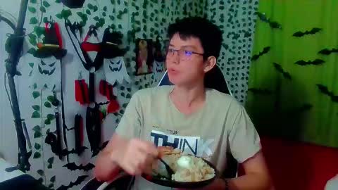 Snapshot of andy_gray01 chatting on November 25, 10:43 pm Andy Gray online show from November 25, 10:43 pm