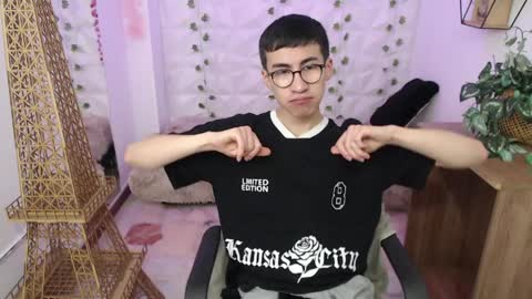 Andy online show from April 1, 3:29 am