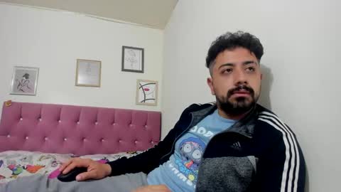 andy online show from December 12, 7:08 am