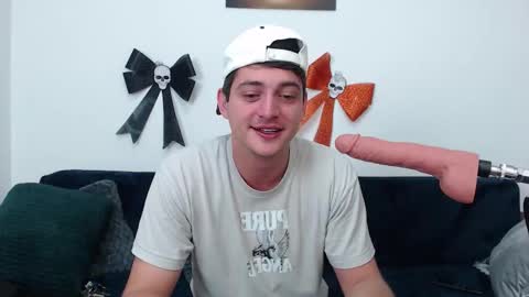 Andy Fame online show from October 26, 4:40 am