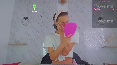 Snapshot of andyfboy chatting on February 27, 4:07 pm andy online show from February 27, 4:07 pm