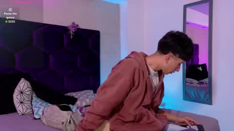 andyjustgame  online show from April 3, 3:59 am