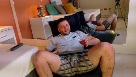 Andy online show from January 9, 5:10 am