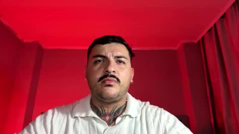 Snapshot of andywarhowl chatting on December 20, 4:53 am Gian Carlo online show from December 20, 4:53 am