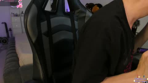      online show from March 11, 2:28 am