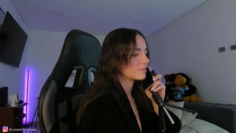      online show from March 22, 11:41 pm