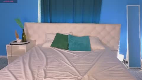 Snapshot of anellyball_ chatting on June 16, 1:08 am Anelly online show from June 16, 1:08 am