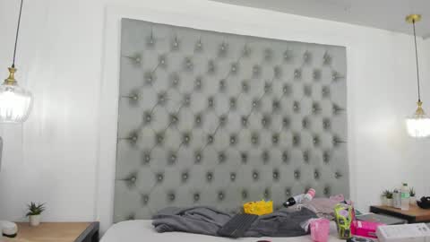 anette_cooper online show from January 8, 3:42 am