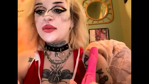 ang3lmorgu3 online show from December 19, 9:11 pm