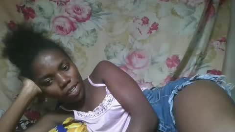 angeeliine online show from April 16, 12:33 am