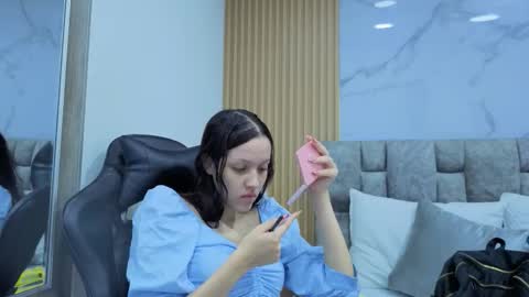 Snapshot of angel__kiss chatting on February 6, 12:30 pm angel__kiss online show from February 6, 12:30 pm