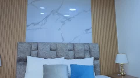 Snapshot of angel__kiss chatting on February 12, 11:27 am angel__kiss online show from February 12, 11:27 am