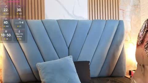 angel__red_ online show from April 11, 3:33 am