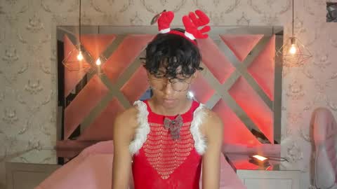   online show from December 15, 6:40 am