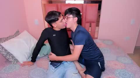 Angel and Jeff online show from November 21, 3:49 am