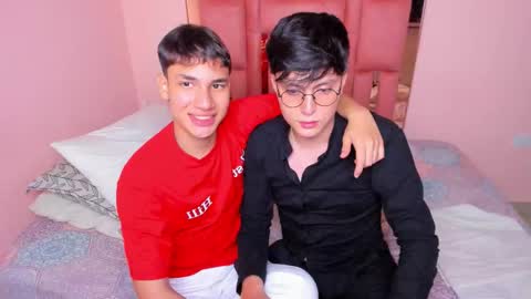 Angel and Jeff online show from November 28, 7:33 am