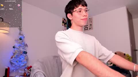 Angel   help me with 100 thumbs up online show from December 16, 9:09 pm