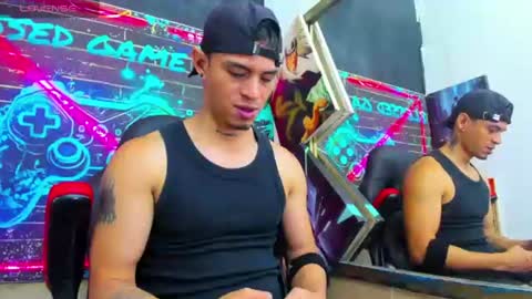 Snapshot of angel_blessed chatting on June 27, 12:22 pm angel_blessed online show from June 27, 12:22 pm