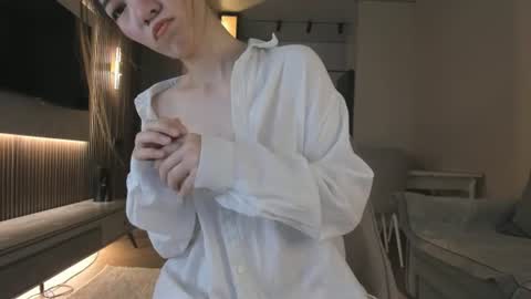 Snapshot of angel_cakee chatting on July 6, 1:41 pm Luluu Chu online show from July 6, 1:41 pm