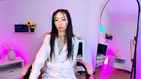 Angel Cooper online show from April 7, 8:09 pm