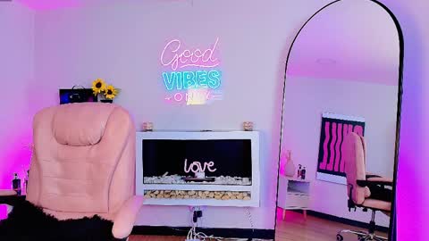 Angel Cooper online show from April 15, 7:58 pm