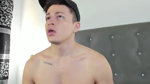 Angel Cuervo online show from January 2, 3:40 pm