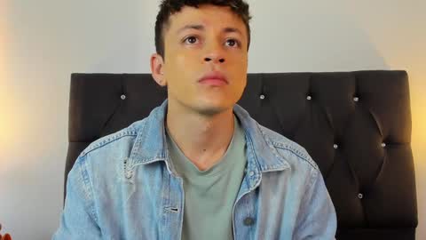 Angel Cuervo online show from January 12, 1:16 pm