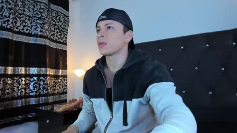 Angel Cuervo online show from January 18, 12:36 pm