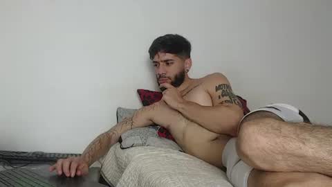 Snapshot of angel_damons_ chatting on June 14, 4:53 pm Angel Damons online show from June 14, 4:53 pm