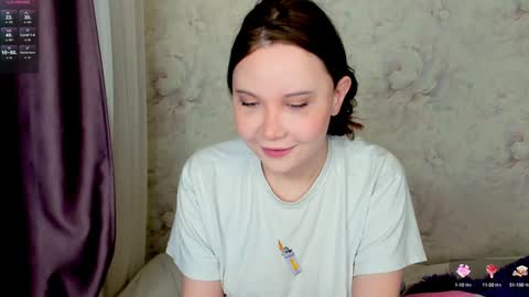 Snapshot of angel_doll585 chatting on January 13, 10:56 pm Fallen Angel online show from January 13, 10:56 pm